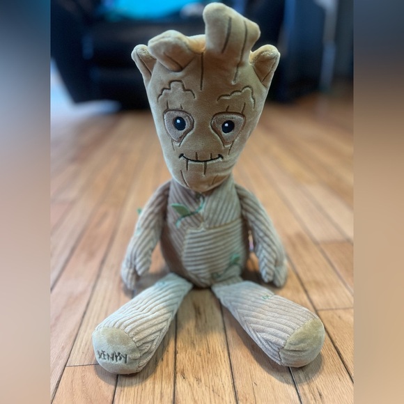 Scentsy Buddy Disney Groot Buddy with Marvel: Nine Realms Scent Pak Plush Beanie - Picture 1 of 8